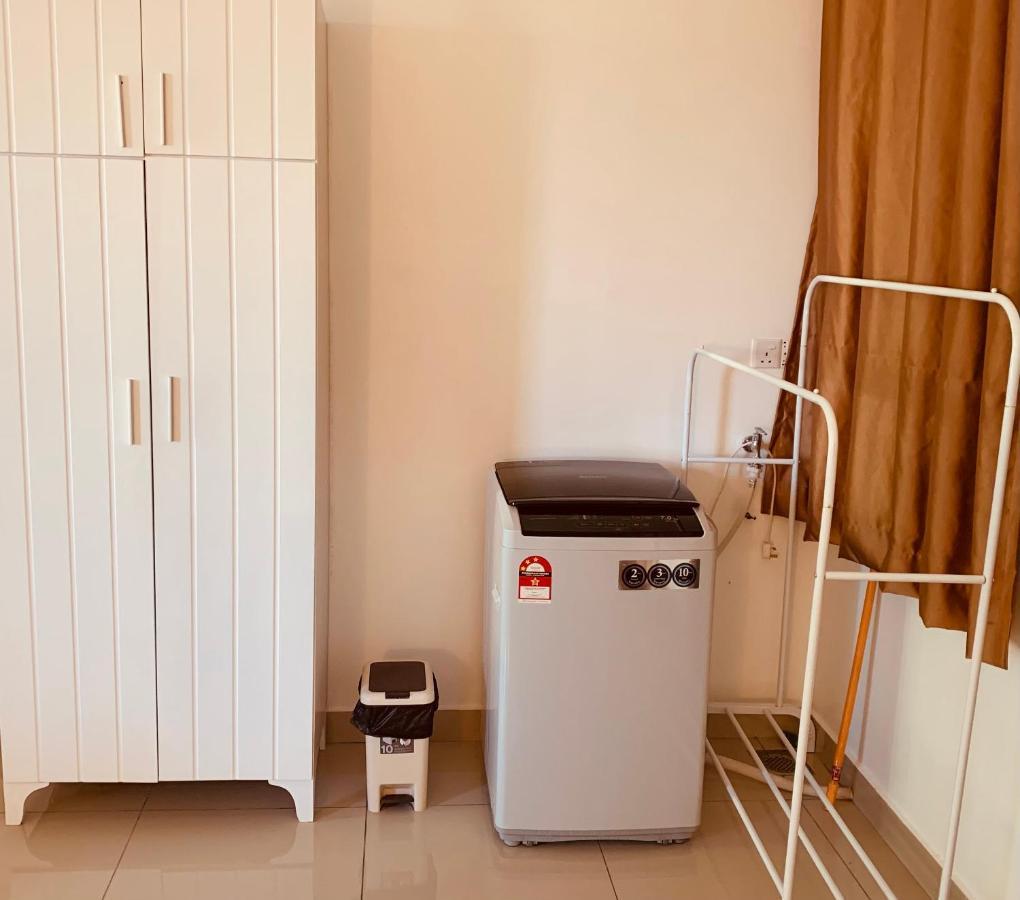 Cosy Studio Netflix Selfcheckin Cyberjaya 2 Exterior photo