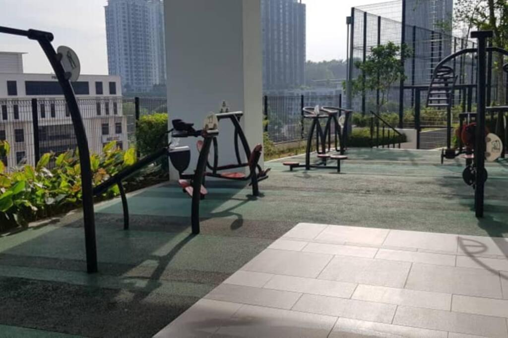 Cosy Studio Netflix Selfcheckin Cyberjaya 2 Exterior photo