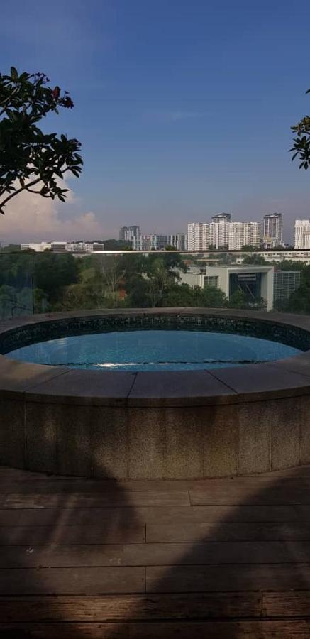 Cosy Studio Netflix Selfcheckin Cyberjaya 2 Exterior photo