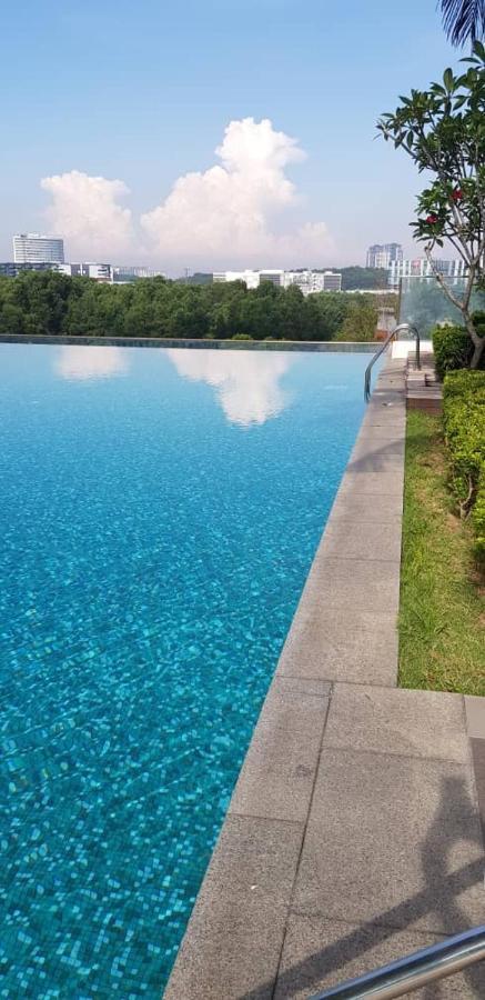 Cosy Studio Netflix Selfcheckin Cyberjaya 2 Exterior photo